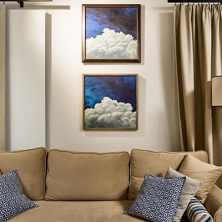 アパート Duneshellter ロゴボ