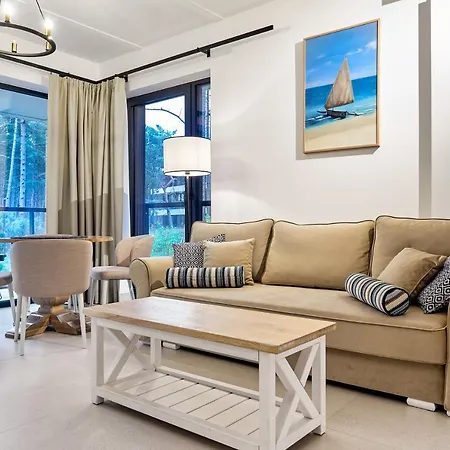 アパート Duneshellter ロゴボ